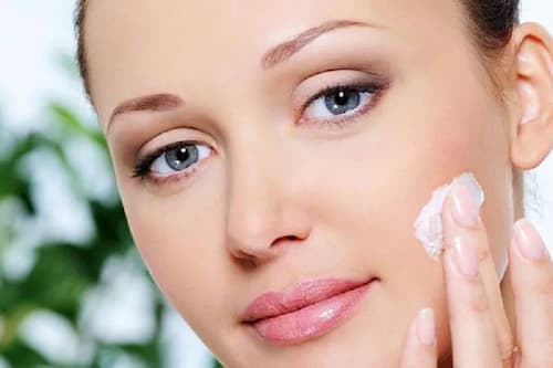 Mặt nạ ngủ là gì? Mặt nạ ngủ có tác dụng gì với làn da? 6 Mặt nạ ngủ cao cấp có nhiều thành phần giúp nâng cơ và săn chắc da mặt