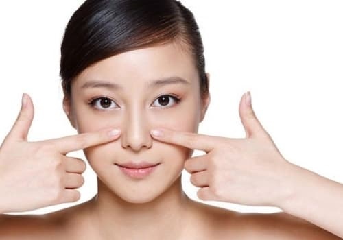 Cách trị mụn đầu đen hiệu quả phải dùng đến sản phẩm bổ trợ Cách trị mụn đầu đen hiệu quả phải dùng đến sản phẩm bổ trợ