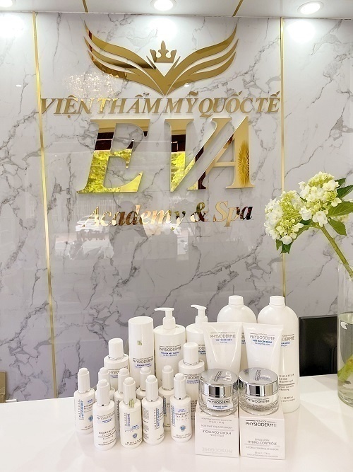 khai truong vien tham my quoc te eva academy spa1