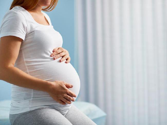 Không nên sử dụng thuốc corticoid trong thời gian thai kì