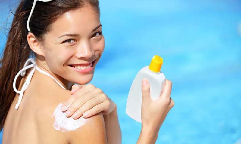 Kem chống nắng giúp bảo vệ da khỏi các tác động của tia UV