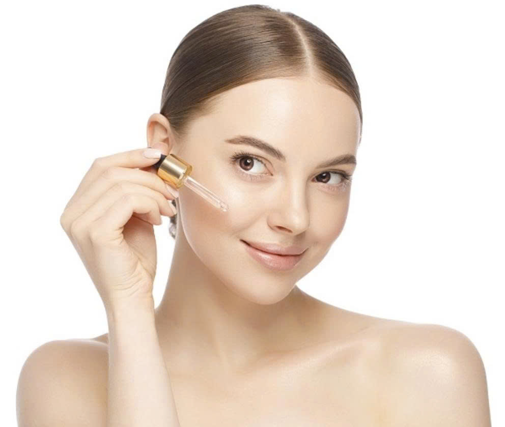 z7336532975037 9e46d7dc1b3a8fc44f0d3b29c4a1a0ee serum-cap-am-cho-da-kho