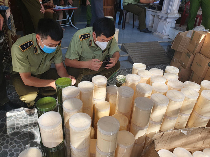 Mỹ phẩm không rõ nguồn gốc my-pham-khong-ro-nguon-goc